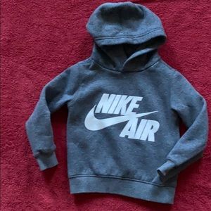 Nike Toddler Pullover hoodie